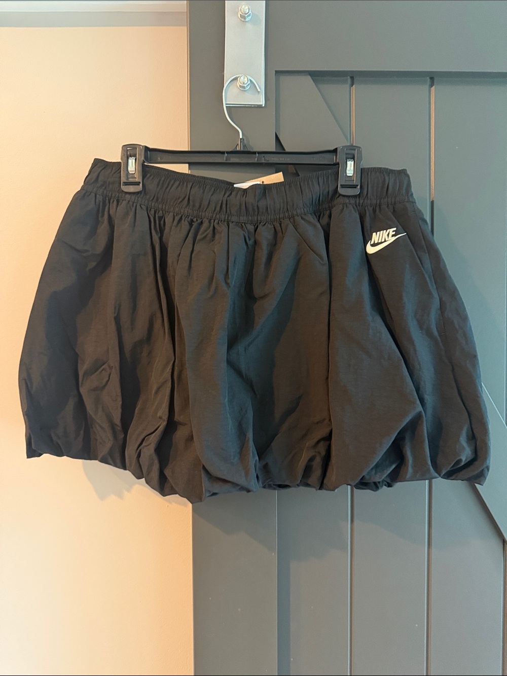 Nike Black Women’s Bubble Skirt, L NTW